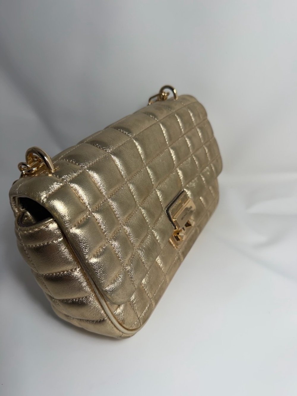 Michael Kors Quilted Metallic Gold Shoulder Bag with Chain Strap - Picture 2 of 4